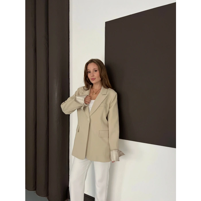 Tek Düğmeli Astar Detaylı Ceket Bej