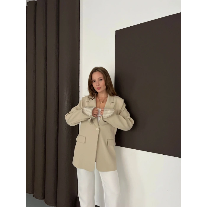 Tek Düğmeli Astar Detaylı Ceket Bej
