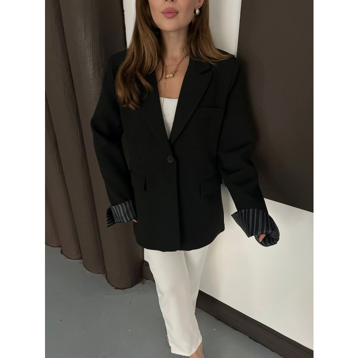 Tek Düğmeli Astar Detaylı Ceket Siyah