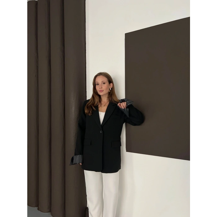 Tek Düğmeli Astar Detaylı Ceket Siyah