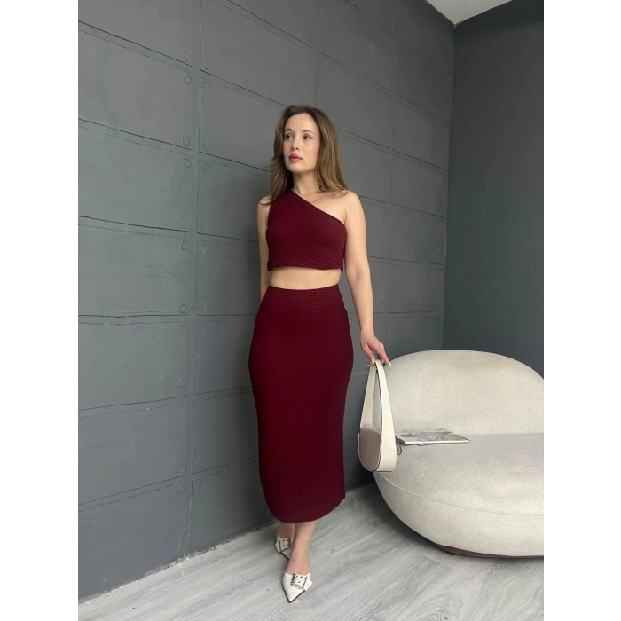 Tek Omuz Bürümcük Etekli Takım Bordo