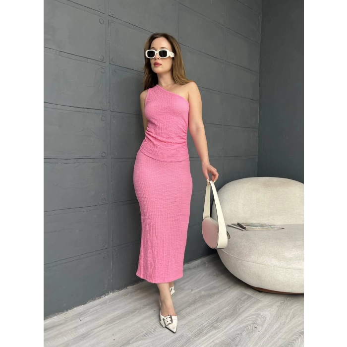 Tek Omuz Bürümcük Etekli Takım Pembe