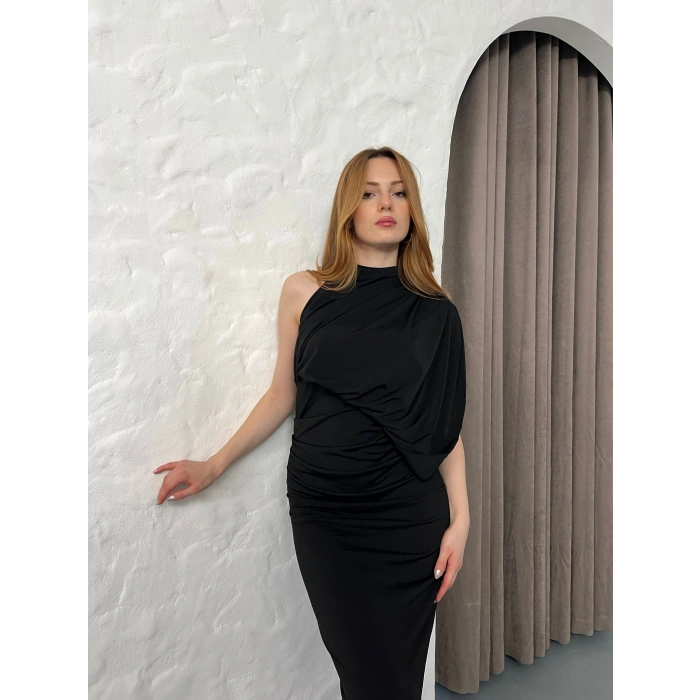Tek Omuz Büzgü Detay Sırt Dekolte Elbise Siyah