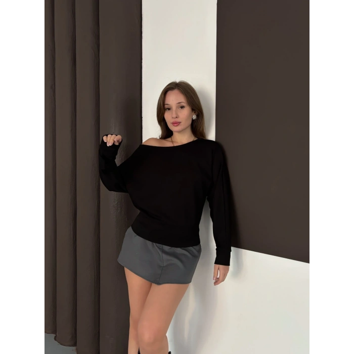 Tek Omuz Yarasa Kol Bluz Siyah