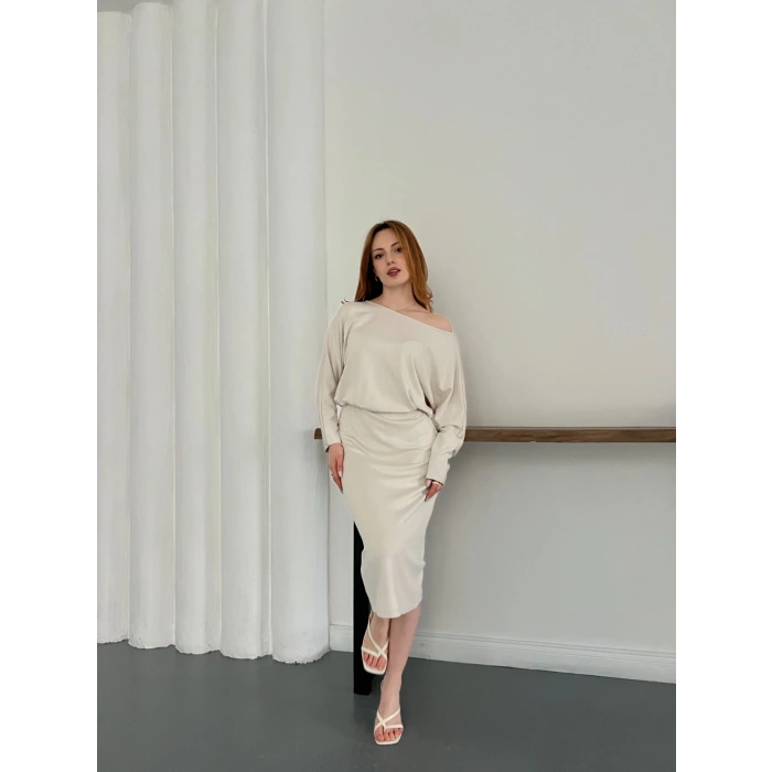 Tek Omuz Yarasa Kol Uzun Kol Elbise Bej