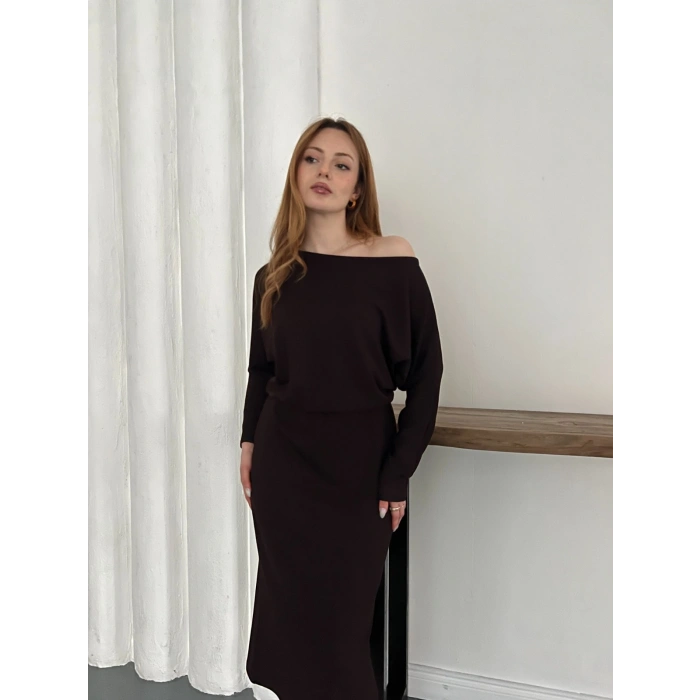 Tek Omuz Yarasa Kol Uzun Kol Elbise Kahve