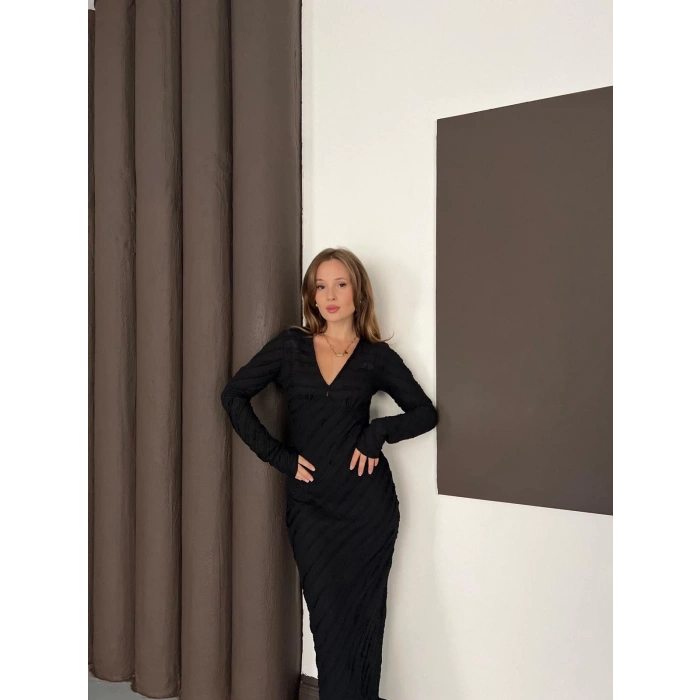 Ters Dikiş Detaylı Uzun Elbise Siyah