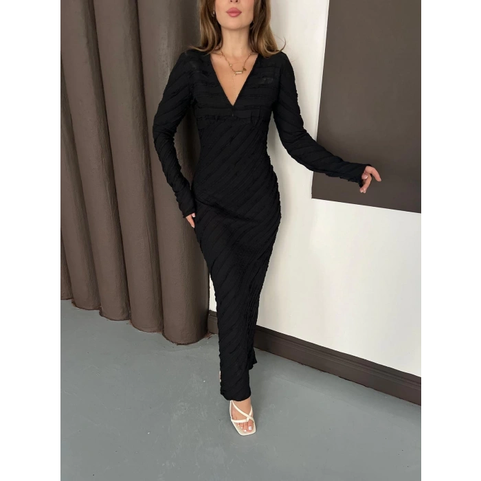 Ters Dikiş Detaylı Uzun Elbise Siyah