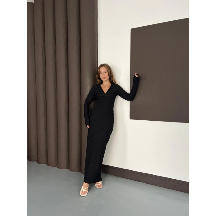 Ters Dikiş Detaylı Uzun Elbise Siyah