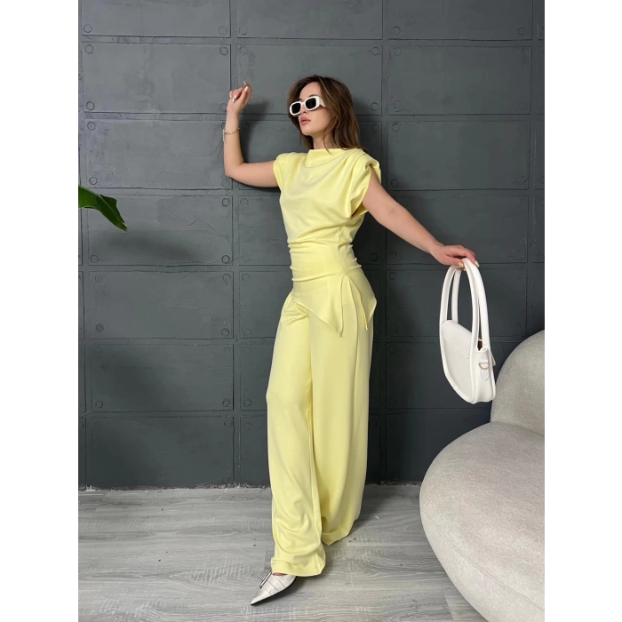 Vatka Detaylı Asimetrik Takım Sarı