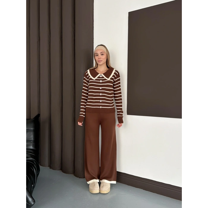 Yaka Detaylı Çizgili İkili Linda Triko Takım Kahve