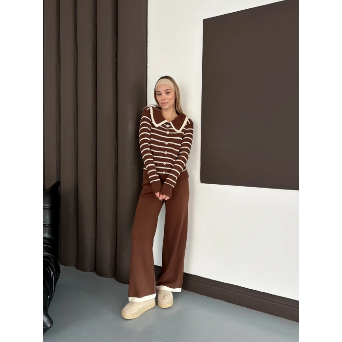 Yaka Detaylı Çizgili İkili Linda Triko Takım Kahve