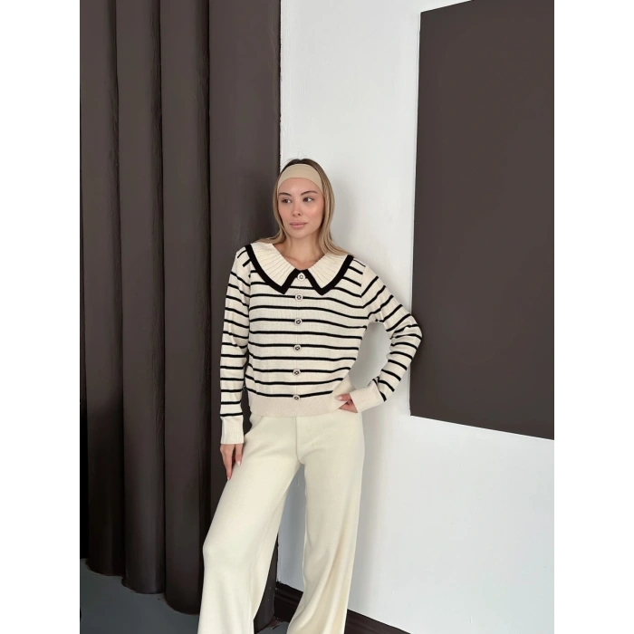 Yaka Detaylı Çizgili İkili Linda Triko Takım Krem
