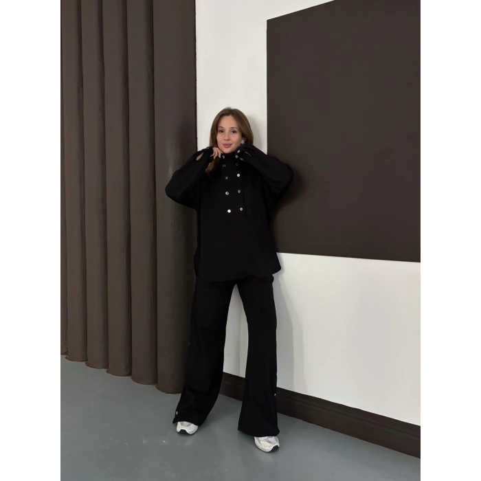 Yaka Düğme Detaylı Rahat Kesim Takım Siyah