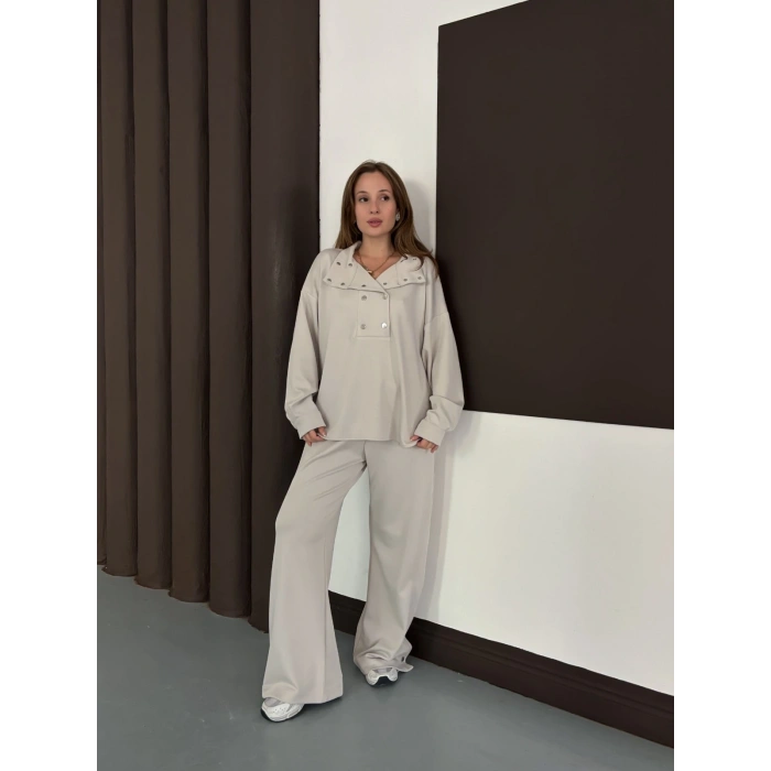 Yaka Düğme Detaylı Rahat Kesim Takım Taş