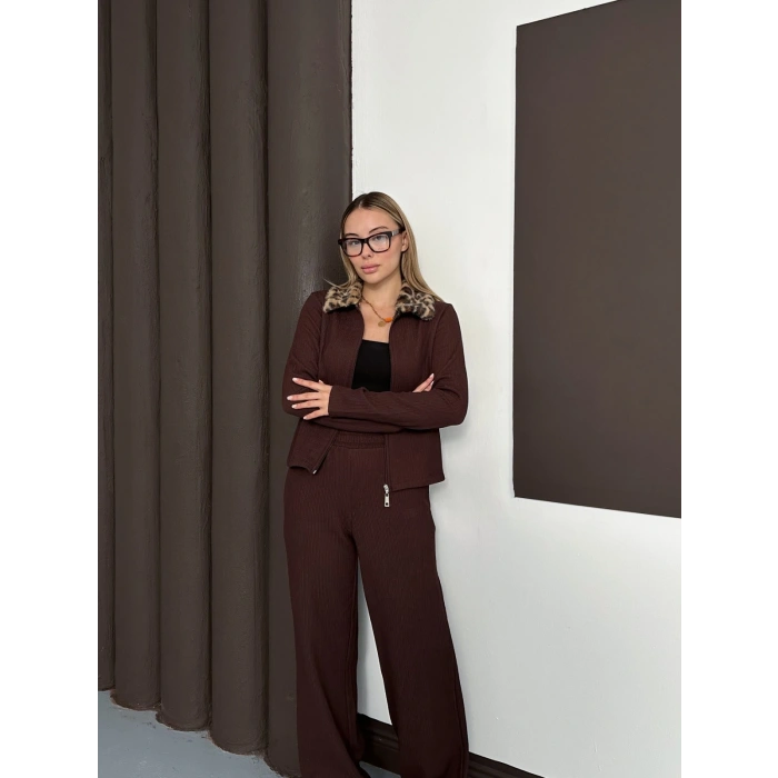 Yaka Leopar Peluş Detay Modal Takım Kahve