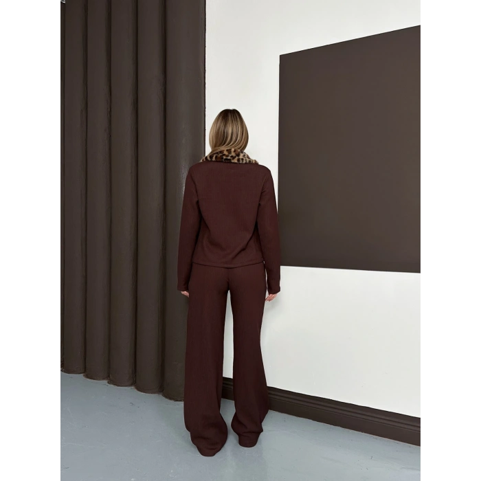 Yaka Leopar Peluş Detay Modal Takım Kahve