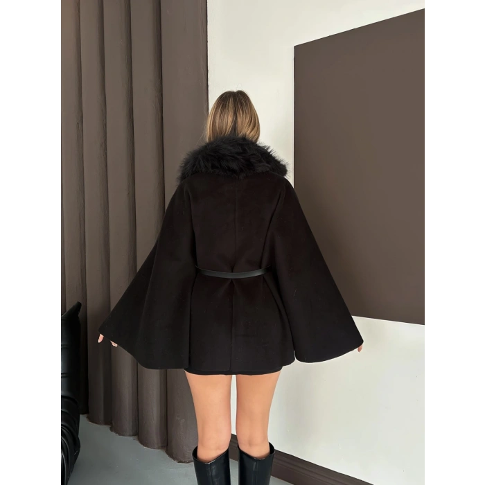 Yaka Peluş Kemerli Panço Siyah
