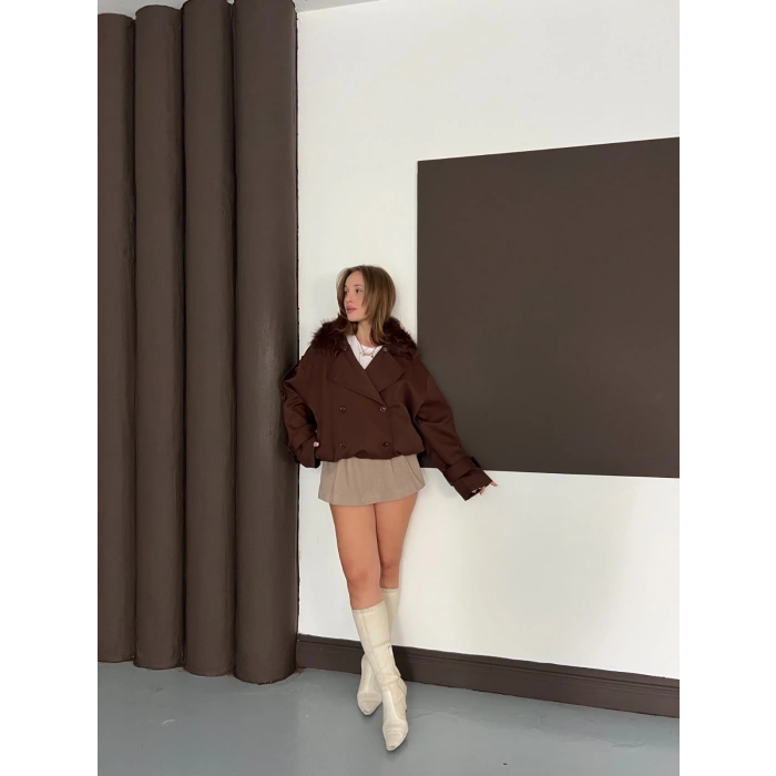 Yaka Peluşlu Bel Lastikli Tasarım Ceket Kahverengi