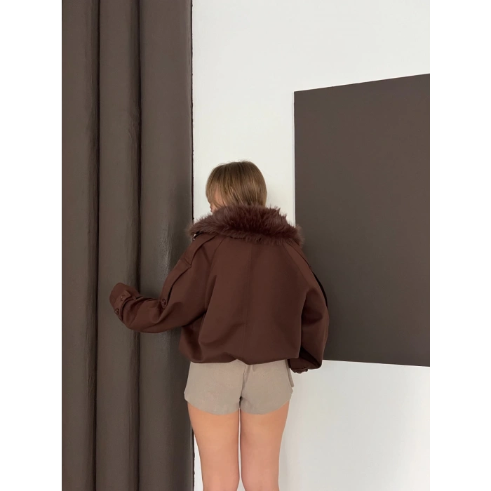 Yaka Peluşlu Bel Lastikli Tasarım Ceket Kahverengi