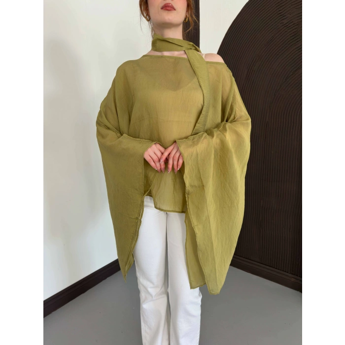 Yarasa Kol Şal Detaylı Tensel Bluz Çağlayeşili