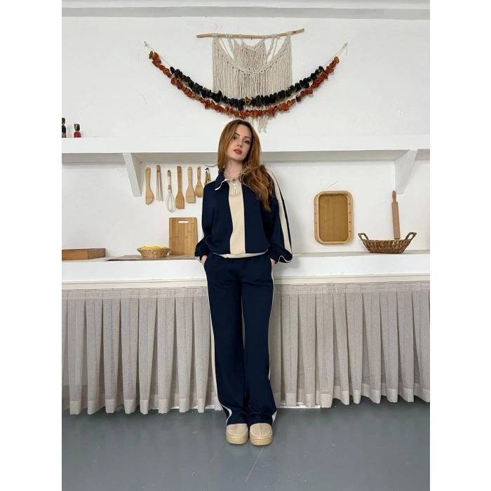 Yarım Fermuar Detaylı Şeritli Takım Lacivert
