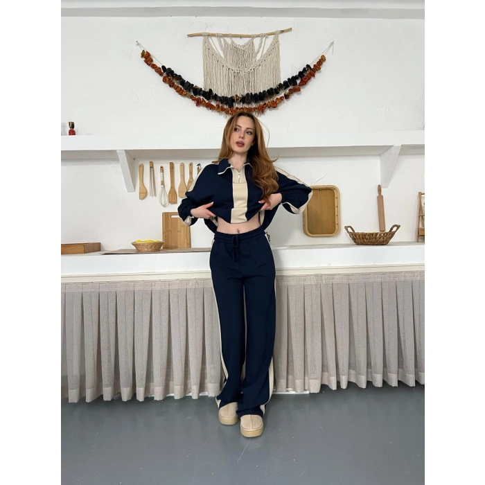 Yarım Fermuar Detaylı Şeritli Takım Lacivert