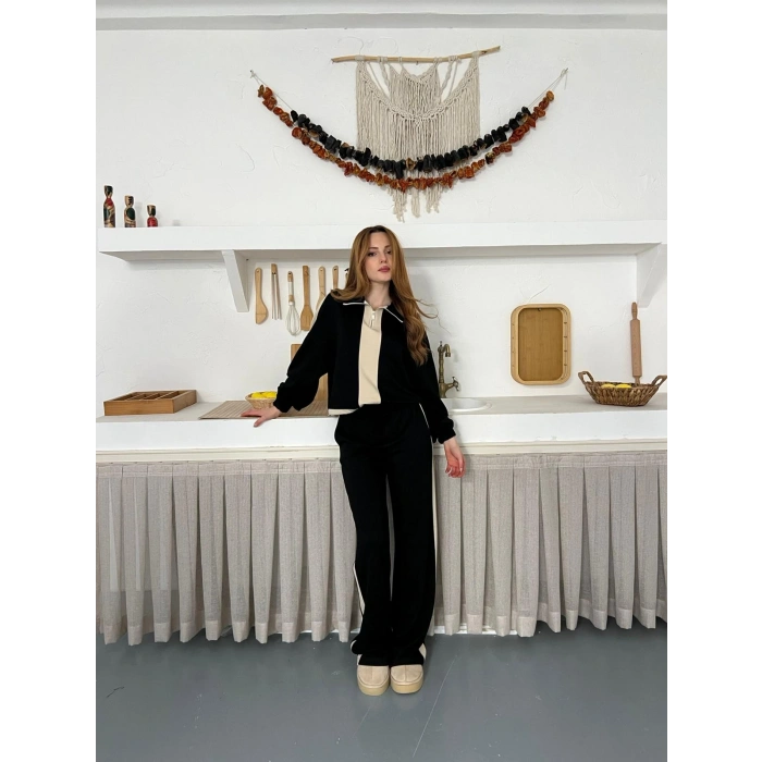 Yarım Fermuar Detaylı Şeritli Takım Siyah