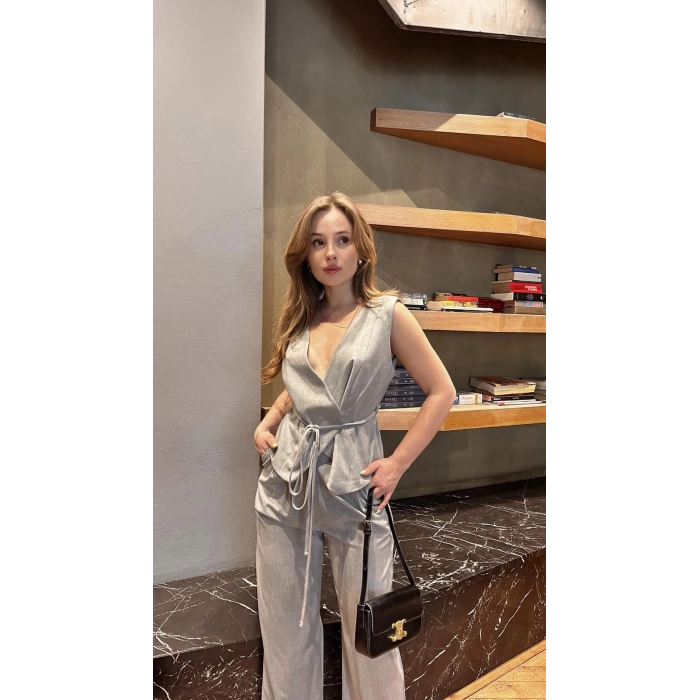 Yelekli Önden Bağlamalı Takım Gri