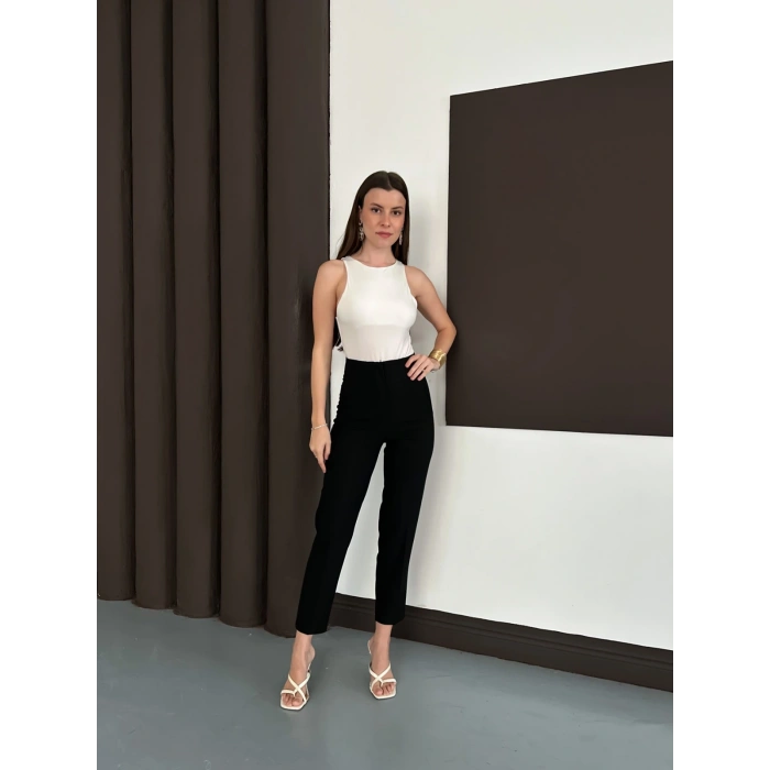 Yüksek Bel Ön Pile Detaylı Modern Tasarım Pantolon Siyah