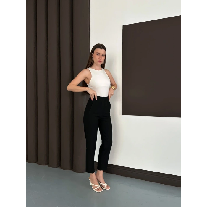 Yüksek Bel Ön Pile Detaylı Modern Tasarım Pantolon Siyah