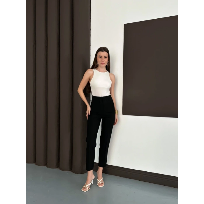 Yüksek Bel Ön Pile Detaylı Modern Tasarım Pantolon Siyah