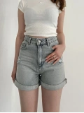 Yıkamalı Yırtık Desenli Denim Şort Mavi