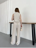 Arka Bağlama Detaylı Yelek-Pantolon Keten Takım Bej