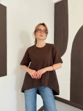 Modal Kumaş Garnili Asimetrik Oversize Tişört Kahve