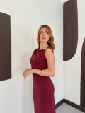 Aksesuar Detaylı Tek Omuz Sandy Elbise Bordo