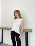 Bel Pencere Detaylı Bluz Beyaz