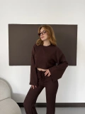 Bisiklet Yaka Piliseli Crop-Pantolon Takım Kahve