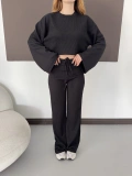 Bisiklet Yaka Piliseli Crop-Pantolon Takım Siyah
