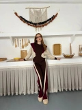 Boyu Uzun Gösteren Viral Takım Acı Kahve