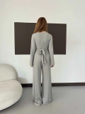 Çapraz Bağmalı Arka Detaylı Crop-Pantolon Takım Gri
