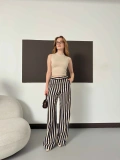 Dikey Çizgi Detaylı Geniş Paça Pantolon Lacivert