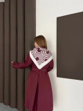 Fular Detaylı Uzun Trençkot Bordo