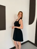 Kare Yaka Boyundan Bağlamalı Mini Çan Elbise Siyah