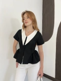 Kontrast Yaka Peplum Detaylı Bluz Siyah