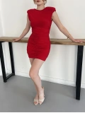 Omuz Vatkalı Drape Detaylı Mini Elbise Kırmızı