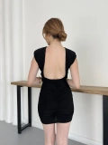 Omuz Vatkalı Drape Detaylı Mini Elbise Siyah