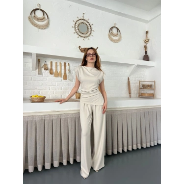 Omuz Vatkalı Asimetrik Kesim Takım Bej