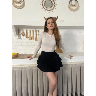 Kuş Gözü Detaylı İçi Şortlu Mini Etek Lacivert