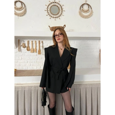 Omuz Detaylı Belden Bağlamalı Ceket Siyah